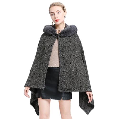 cape poncho capuche femme élégante